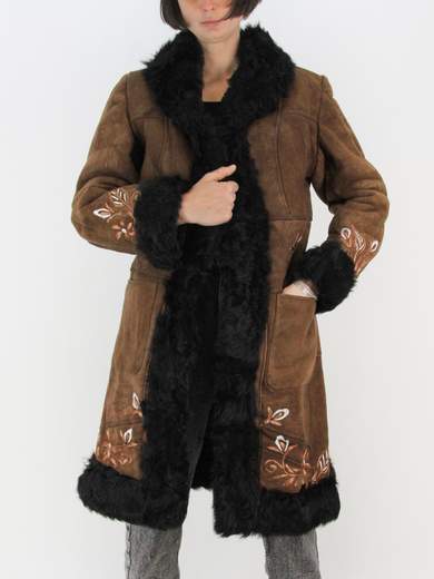 GIGOLÈ ARCHIVE Montone Pakistano 07