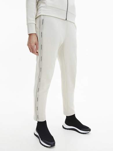 CALVIN KLEIN 3238