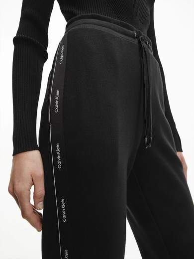CALVIN KLEIN 3238