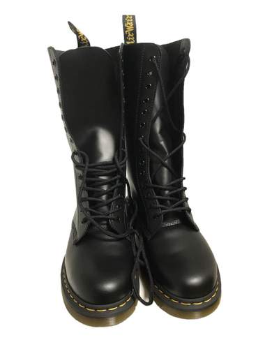 DR MARTENS 9733 14 eyelets Smooth Boots
