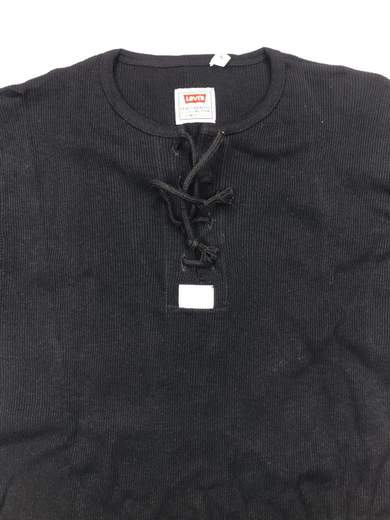 LEVI’S Laced Grand Dad Tee