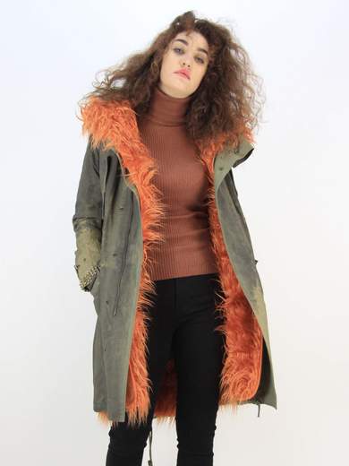 GIGOLÈ ARCHIVE 18400