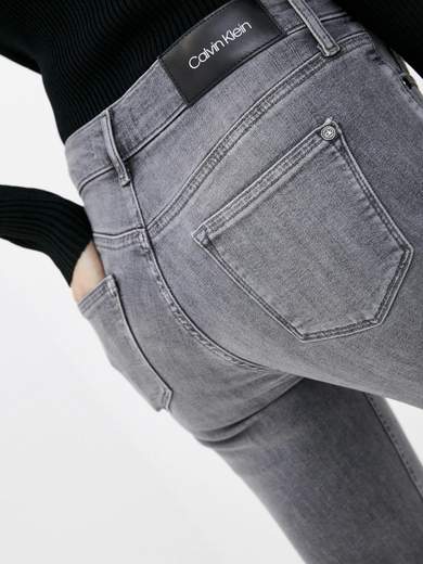 CALVIN KLEIN 3374