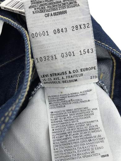 LEVI’S Engineered Coupe Standard Jeans