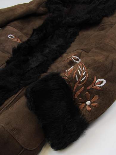 GIGOLÈ ARCHIVE Montone Pakistano 07