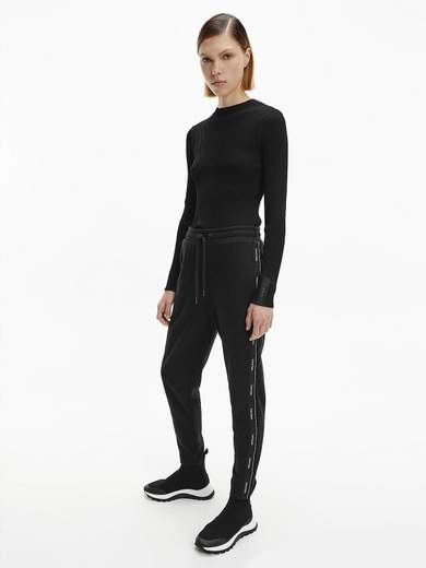 CALVIN KLEIN 3238