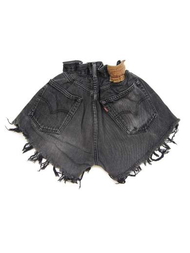 GIGOLÈ RELAB 2ND_SHORT_W_CARAMELLA