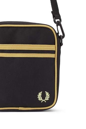 FRED PERRY L8265