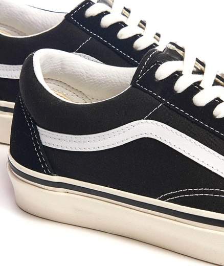 VANS VN0A38G2PXC