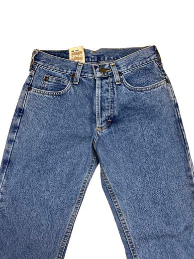 LEE SEATTLE 710-4444