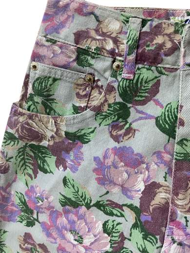 UNIFORM SENSATION FLOWERS
