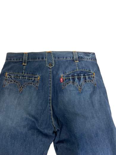 LEVI’S 00942 0557