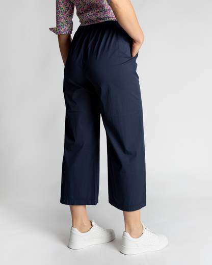 pantalone crop largo