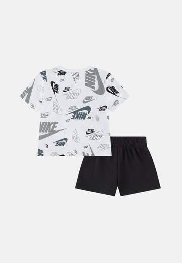 Nike T-shirt E Pantaloncini 66n043