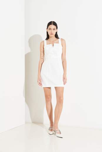 SO ALLURE 88001B