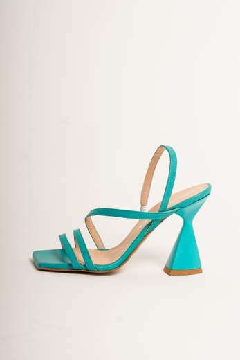 MARC ELLIS FURBA-NAPPA/P23