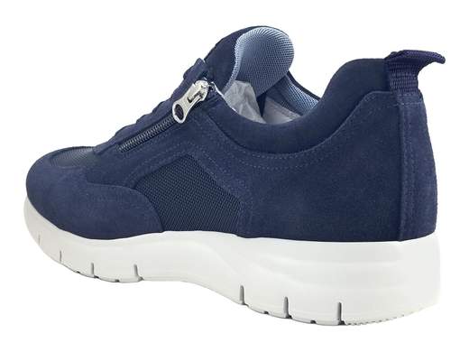 Scarpa uomo NeroGiardini Urban in pelle scamosciata blu e talpa con zip laterale, plantare Memory Foam e suola leggera 4cm.