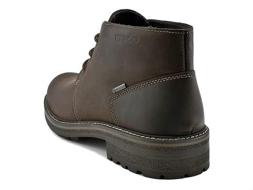 Stivaletti anfibi uomo IGI&CO in nabuk con Gore-Tex, impermeabili e traspiranti. Robusti e comodi con fondo carrarmato. Scopri su Laporta Calzature! Made in Italy. <br /><br />Gli stivaletti anfibi IGI&CO 6620411 sono la scelta perfetta per affrontare con stile anche le giornate più piovose. <br />Realizzati in nabuk ingrassato e foderati interamente in tessuto Gore-Tex, garantiscono impermeabilità assoluta e un comfort eccezionale. <br />Il sottopiede imbottito estraibile in pelle offre traspirabilità e igiene, mentre il robusto fondo carrarmato in poliuretano, leggero e ammortizzante, assicura una camminata stabile e confortevole. <br />Con la chiusura tradizionale a lacci a tre fori e un design che unisce grinta e minimalismo, questi Desert Boot sono perfetti per un look sportivo e ricercato. <br />Scoprili su Laporta Calzature e porta con te lo stile Made in Italy, anche sotto la pioggia!