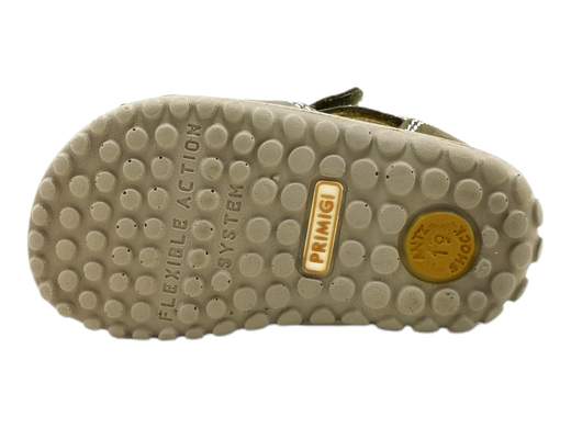 Sandalo Primigi 3860600: avventure comode ai primi passi!<br />Tomaia e cinturino regolabili in nabuk, plantare imbottito e suola flessibile per il massimo comfort.