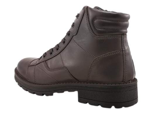 Anfibi uomo IGI&CO in vera pelle con lacci, zip laterale e fondo carrarmato. Comodi, flessibili e grintosi. Scopri su Laporta Calzature! Made in Italy. <br /><br />Gli anfibi IGI&CO 6612211 sono l’accessorio perfetto per affrontare l’inverno con stile e praticità. <br />Realizzati interamente in vera pelle, offrono comfort e durata, grazie al sottopiede imbottito estraibile che garantisce traspirabilità e igiene. <br />La doppia chiusura con lacci e zip laterale unisce funzionalità e design, mentre il fondo carrarmato in poliuretano, flessibile e ammortizzante, assicura stabilità anche nelle giornate più fredde. <br />Con un look combat ma raffinato, questi anfibi sono ideali per passare dal lavoro al tempo libero con grinta e versatilità. <br />Scoprili ora su Laporta Calzature e porta il Made in Italy ai tuoi piedi!