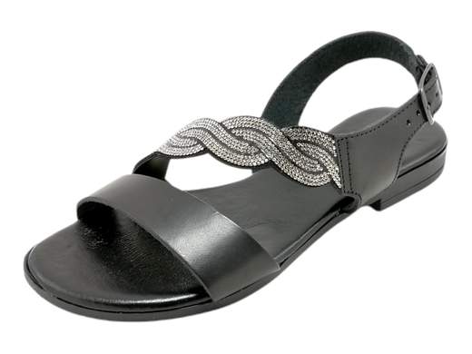 Scopri i Sandali Bassi Donna IGI&CO 5682600 Babila in pelle nera con strass, comodi e stilosi, su Laporta Calzature. Acquista ora!<br /><br />I Sandali Bassi Donna IGI&CO 5682600 Babila, disponibili su Laporta Calzature, offrono un perfetto equilibrio tra stile e comfort. <br />Realizzati in pelle nera con una fascia traversale impreziosita da intrecci di strass, questi sandali aggiungono un tocco di eleganza e originalità al tuo look. <br />Il comodo cinturino con fibbia e inserto elastico non visibile garantisce una calzata sicura, mentre il sottopiede imbottito in memory foam e rivestito in pelle offre un comfort eccezionale per tutto il giorno. <br />Il tacco basso di 1,5 cm e la suola leggera e flessibile rendono questi sandali ideali per un look sofisticato sia in città che in vacanza. <br />Orgogliosamente Made in Italy, rappresentano la qualità e l'artigianalità italiane. <br />Aggiungi un tocco di classe al tuo stile, acquista ora su Laporta Calzature!