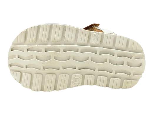 Sandalo primi passi Balducci MSPO4251: comfort e stile per le prime avventure del tuo bimbo!<br />Pelle morbidissima, plantare imbottito e suola flessibile antiscivolo.