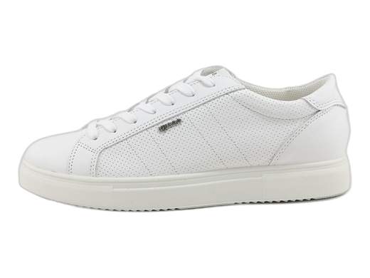 Sneaker IGI&CO Sacha da uomo in pelle bianca microforata con suola platform da 3 cm e sottopiede memory foam Made in Italy.