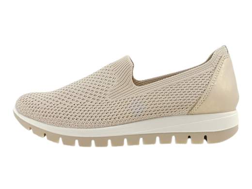 Scarpa accollata traspirante a nido d'ape con inserti platino suola platform 3cm flessibile e plantare in pelle estraibile per un comfort quotidiano Made in Italy.