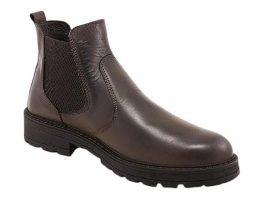 Stivaletti Chelsea uomo IGI&CO in morbida pelle con elastici laterali e fondo carrarmato leggero. Eleganti e versatili. Scopri su Laporta Calzature! Made in Italy. <br /><br />Gli stivaletti Chelsea IGI&CO 6612411 Conrad uniscono eleganza e comfort in un design classico e intramontabile. <br />Realizzati in morbida pelle, sono dotati dei caratteristici elastici laterali che garantiscono una calzata pratica e veloce. <br />Il sottopiede imbottito in pelle, estraibile, offre un'eccellente traspirabilità e igiene, mentre il fondo carrarmato in poliuretano, leggero e ammortizzante, assicura il massimo del comfort per tutto il giorno. <br />Perfetti per ogni occasione, dal lavoro al tempo libero, questi stivaletti completano il tuo outfit con un tocco di stile elegante e moderno. <br />Scoprili su Laporta Calzature e scegli la qualità Made in Italy!