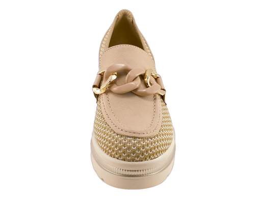 Mocassino estivo da donna Cinzia Soft color nude, tessuto traforato traspirante e zeppa comoda da 5,5 cm per un benessere quotidiano e uno stile giovanile.