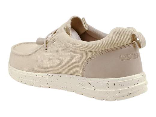 Scopri le Sneakers Uomo Grunland SC 5930 K7STOR in tela, leggere e fresche con lacci elastici, su Laporta Calzature. Acquista ora!<br /><br />Le Sneakers Uomo Grunland SC 5930 K7STOR, disponibili su Laporta Calzature, offrono un perfetto mix di comfort e stile per le giornate estive. <br />La tomaia e la fodera in tela traspirante, disponibili nei colori blu e grigio, mantengono il piede fresco anche durante le giornate più calde. <br />La chiusura con lacci elastici a 2 fori permette di indossarle come uno slip-on, garantendo praticità e comfort. <br />Il plantare estraibile in pelle RE-SOFT, imbottito e soffice, assicura un sostegno eccellente. <br />Il fondo in poliuretano leggerissimo con effetto ammortizzante rende queste sneakers ideali sia per la città che per le vacanze. <br />Aggiungi freschezza e leggerezza al tuo guardaroba estivo, acquista ora su Laporta Calzature!