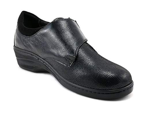 Mocassini donna Susimoda 88600/57 - Mocassino con chiusura a strappo, realizzato in pellame Stretch adattabile a qualsiasi problema del piede. Sottopiede estraibile in pelle scamosciata, sostituibile con il plantare personale. Comoda zeppa in gomma leggera e flessibile di 3,5 cm (Made in Italy).