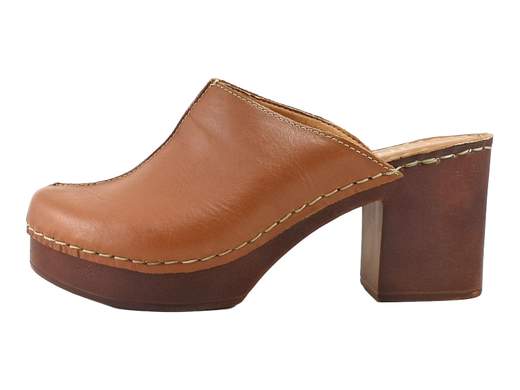 Sabot da donna stile olandese senza cinturino con tacco comodo, plateau leggerissimo e sottopiede imbottito per il massimo benessere.