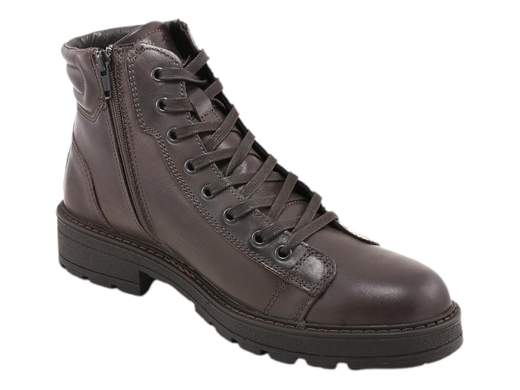 Anfibi uomo IGI&CO in vera pelle con lacci, zip laterale e fondo carrarmato. Comodi, flessibili e grintosi. Scopri su Laporta Calzature! Made in Italy. <br /><br />Gli anfibi IGI&CO 6612211 sono l’accessorio perfetto per affrontare l’inverno con stile e praticità. <br />Realizzati interamente in vera pelle, offrono comfort e durata, grazie al sottopiede imbottito estraibile che garantisce traspirabilità e igiene. <br />La doppia chiusura con lacci e zip laterale unisce funzionalità e design, mentre il fondo carrarmato in poliuretano, flessibile e ammortizzante, assicura stabilità anche nelle giornate più fredde. <br />Con un look combat ma raffinato, questi anfibi sono ideali per passare dal lavoro al tempo libero con grinta e versatilità. <br />Scoprili ora su Laporta Calzature e porta il Made in Italy ai tuoi piedi!