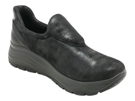Scopri i Mocassini Donna ENVAL Soft 6776900 KIM in tessuto stretch EasyFIT con memory foam e fondo ammortizzante. Comodi e pratici su Laporta Calzature!<br /><br />I Mocassini Donna ENVAL Soft 6776900 KIM, disponibili su Laporta Calzature, sono pensati per chi cerca una calzata facile e confortevole. <br />Realizzati in tessuto stretch, questi slip-on EasyFIT si adattano come un guanto, garantendo il massimo del comfort e un look sempre impeccabile. <br />La fodera in tessuto elasticizzato offre una piacevole sensazione di imbottitura, e il sottopiede in memory foam estraibile coccola ogni passo. <br />Il fondo ginnico in poliuretano, leggero e ammortizzante, ti dà quel leggero slancio con i suoi 4,5 cm, perfetto per tutto il giorno. <br />Adatti per i piedi più esigenti e pratici, sono ideali per affrontare la giornata con stile e leggerezza. <br />Scegli la comodità senza compromessi, acquista ora su Laporta Calzature e regalati un comfort su misura!