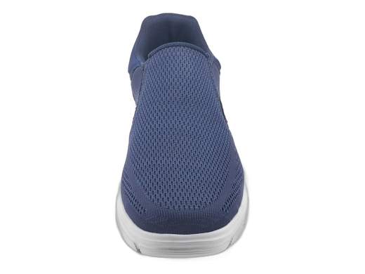 Mocassini uomo Grunland in tela traspirante con sottopiede estraibile. Freschi, comodi e perfetti per l’estate. Slip-on pratici e leggeri!<br /><br />Se l’estate ti chiede leggerezza e comodità, i mocassini Grunland SC 4581 M4BITT rispondono con stile e freschezza. Realizzati interamente in tela e tessuto traspirante, sono la scelta giusta per piedi che non vogliono soffrire il caldo.<br /><br />Grazie agli elastici sul collo, si infilano al volo e si adattano perfettamente al piede: addio alle perdite di tempo con lacci e fibbie! La calzata è rapida, sicura e… super comoda.<br /><br />Il sottopiede RE-SOFT fa il suo dovere: è imbottito, traspirante ed estraibile per garantire comfort a ogni passo e un’igiene impeccabile. E il fondo platform da 3 cm in poliuretano? Flessibile, antiscivolo e leggerissimo: camminarci è un piacere.<br /><br />Versatili, freschi e adatti a ogni outfit: dal lavoro al relax, questi mocassini sono un must per la stagione calda.