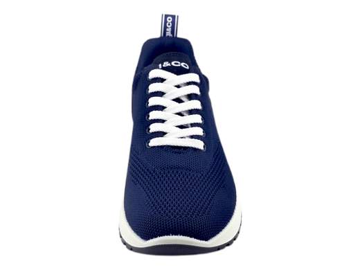 Sneakers uomo IGI&CO in tessuto tecnico super traspirante con fondo running da 3,5 cm. Leggere, fresche e perfette dal lavoro alla vacanza.<br /><br />Sneakers uomo IGI&CO 7632611 Saro: le scarpe che sanno cosa vuol dire “lascia respirare il piede”, ma con stile. <br />Realizzate interamente in tessuto tecnico traspirante, queste sneakers sono perfette per affrontare anche le giornate più bollenti senza perdere la testa (né il piede). <br />Il sottopiede in pelle è estraibile, imbottito e ultra traspirante: una coccola continua. <br />La chiusura con lacci a 6 fori garantisce una vestibilità personalizzata, mentre il fondo running da 3,5 cm in poliuretano flessibile ti dà la spinta giusta per affrontare tutto: dal traffico del mattino al tramonto in riva al mare. <br />Ovviamente, Made in Italy.<br />Non perdere tempo: clicca e corri a provarle, il tuo piede ti ringrazierà!