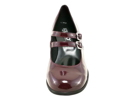 Décolleté IGI&CO 8695911 Fabiana in vernice naplack con doppio cinturino e tacco a blocco. Eleganti, comode e 100% Made in Italy.<br /><br />Le décolleté IGI&CO 8695911 Fabiana sono la perfetta combinazione di eleganza e comfort. Realizzate in morbida vernice naplack, si distinguono per i due cinturini regolabili con fibbie che abbracciano delicatamente il piede, assicurando stabilità e una camminata disinvolta.<br /><br />Il sottopiede in pelle imbottito regala una piacevole sensazione di morbidezza, mentre il tacco a blocco da 5,5 cm e la suola in gomma antiscivolo garantiscono sicurezza e comodità per tutta la giornata.<br /><br />Ideali per l’ufficio, un aperitivo o una serata elegante, queste décolleté sono l’alleato perfetto per chi ama lo stile raffinato senza sacrificare il benessere del piede.<br />Ovviamente Made in Italy — perché l’eleganza autentica nasce solo da mani italiane.<br /><br />Non lasciartele sfuggire: indossale e senti la differenza a ogni passo!