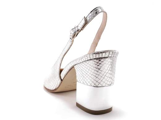 CHANEL ELEGANTE LINEA GIOVANE LA BLANC 720