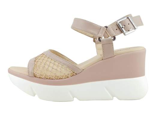 Sandalo donna NeroGiardini con zeppa bicolore 8 cm, tomaia in pelle e rete ricamata, cinturino regolabile e sottopiede memory per un look sportivo e grintoso.