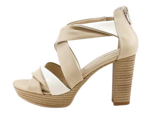 Sandali NeroGiardini con fasce incrociate e tacco 9 cm: grintosi, chic e comodissimi. Pelle premium, zip posteriore e stile Made in Italy.<br /><br />I sandali donna NeroGiardini E513361D con tacco alto sono quel mix perfetto tra eleganza e praticità che cercavi da sempre. Le fasce incrociate in pelle e l'elastico di sostegno ti avvolgono con stile, mentre la zip posteriore ti evita qualsiasi lotta con cinturini ribelli (sì, sappiamo di cosa parliamo!).<br /><br />Il sottopiede imbottito in pelle coccola ogni passo, e il tacco a cono da 9 cm, con plateau da 2,5 cm, slancia la figura senza sacrificare il comfort.<br />Sono sandali da cerimonia, da lavoro elegante o semplicemente perfetti per trasformare un look basic in uno da wow.<br />E ovviamente… lavorazione artigianale *Made in Italy*, perché lo stile non si improvvisa.<br /><br />Cosa aspetti? Regalati un paio di centimetri in più e un sacco di complimenti!