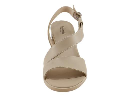 Raffinato sandalo da donna NeroGiardini con tacco a blocco di 6,5 cm, doppia fascia in pelle con fibbia e suola antiscivolo, disponibile in nero e lino.