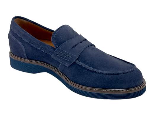 Mocassino NeroGiardini E400170U: comfort e stile unici per un look sofisticato!<br />Pelle scamosciata, fodera pelle, sottopiede DryGo estraibile, suola in gomma.