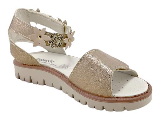 Sandalo Primigi 3860811: brilla ad ogni passo!<br />Tomaia regolabile, cinturino con fiore e glitter, plantare imbottito. Flessibile e leggero per principesse in movimento.