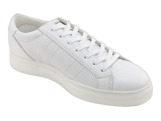 Sneaker IGI&CO Sacha da uomo in pelle bianca microforata con suola platform da 3 cm e sottopiede memory foam Made in Italy.