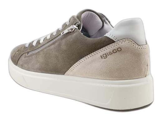 Sneakers uomo IGI&CO in pelle scamosciata militare con zip, lacci e fondo da 4 cm. Comfort e stile militare per ogni occasione. Made in Italy.<br /><br />Sneakers uomo IGI&CO 7628933 Sten: eleganza camouflage per uomini che non vogliono passare inosservati, neanche in modalità casual. <br />Realizzate interamente in pelle scamosciata color militare (per mimetizzarti solo quando serve), queste sneakers uniscono stile e praticità con doppia chiusura zip + lacci a 7 fori: perfette per una calzata su misura. <br />La fodera è in morbida pelle, il sottopiede estraibile è un concentrato di comfort, traspirabilità e igiene—una vera spa per i tuoi piedi! <br />Il fondo platform in poliuretano da 4 cm è leggero ma deciso, come il tuo stile. Made in Italy, ovviamente.<br />Rendile tue ora: sono le sneakers perfette per dominare la città con stile e leggerezza!