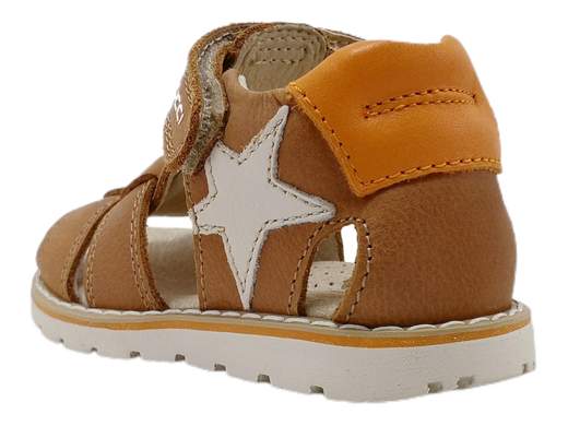 Sandalo primi passi Balducci MSPO4251: comfort e stile per le prime avventure del tuo bimbo!<br />Pelle morbidissima, plantare imbottito e suola flessibile antiscivolo.
