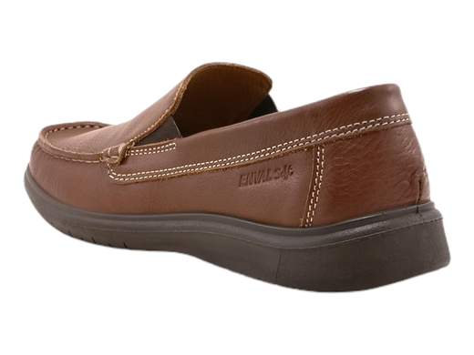 Mocassini uomo ENVAL Soft 5712066 in morbida pelle, con sottopiede estraibile in memory foam e suola flessibile. Comfort e stile. Made in Italy.<br /><br />I Mocassini uomo ENVAL Soft 5712066 Link sono la scelta perfetta per chi cerca praticità ed eleganza in un'unica scarpa. <br />Realizzati in morbida pelle, offrono un sottopiede anatomico in memory foam, estraibile e rivestito in pelle per garantire traspirabilità e igiene. <br />La suola in gomma leggera e flessibile, priva di tacco, assicura un appoggio ottimale e massimo comfort ad ogni passo. <br />Questi mocassini evergreen sono versatili e ideali per ogni occasione. <br />Acquistali ora e aggiungi un tocco di classe al tuo guardaroba. Made in Italy.