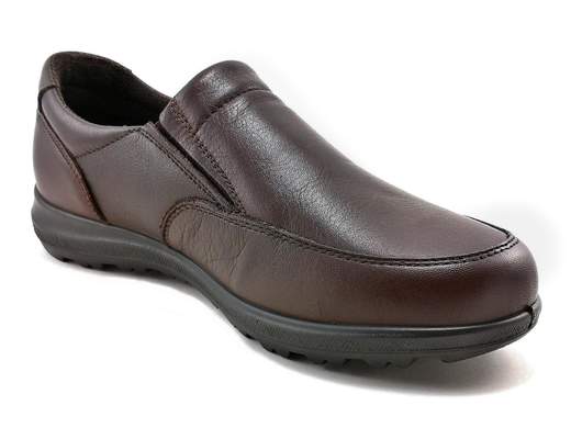 Eleva il tuo stile con il mocassino da uomo ENVAL Soft 6712011 Banner. <br />Realizzato in morbida pelle nappa castagno, offre una calzata comoda con plantare estraibile memory foam in pelle. <br />Il fondo in poliuretano leggero e flessibile garantisce un comfort straordinario. <br />Unisce l'eleganza del design italiano con la praticità quotidiana. <br />Sperimenta il massimo comfort con questo mocassino di alta qualità. Made in Italy, per chi cerca stile e benessere in ogni passo.