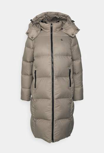 CALVIN KLEIN JEANS J20J219820